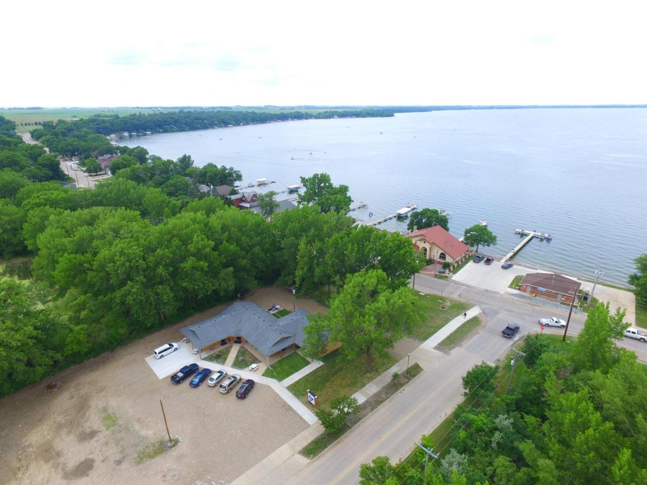 Big Spirit Resort Spirit Lake Eksteriør billede