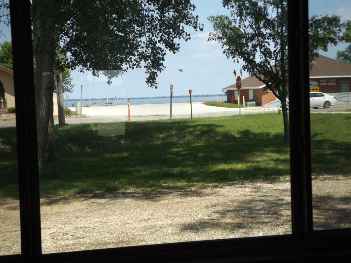 Big Spirit Resort Spirit Lake Eksteriør billede